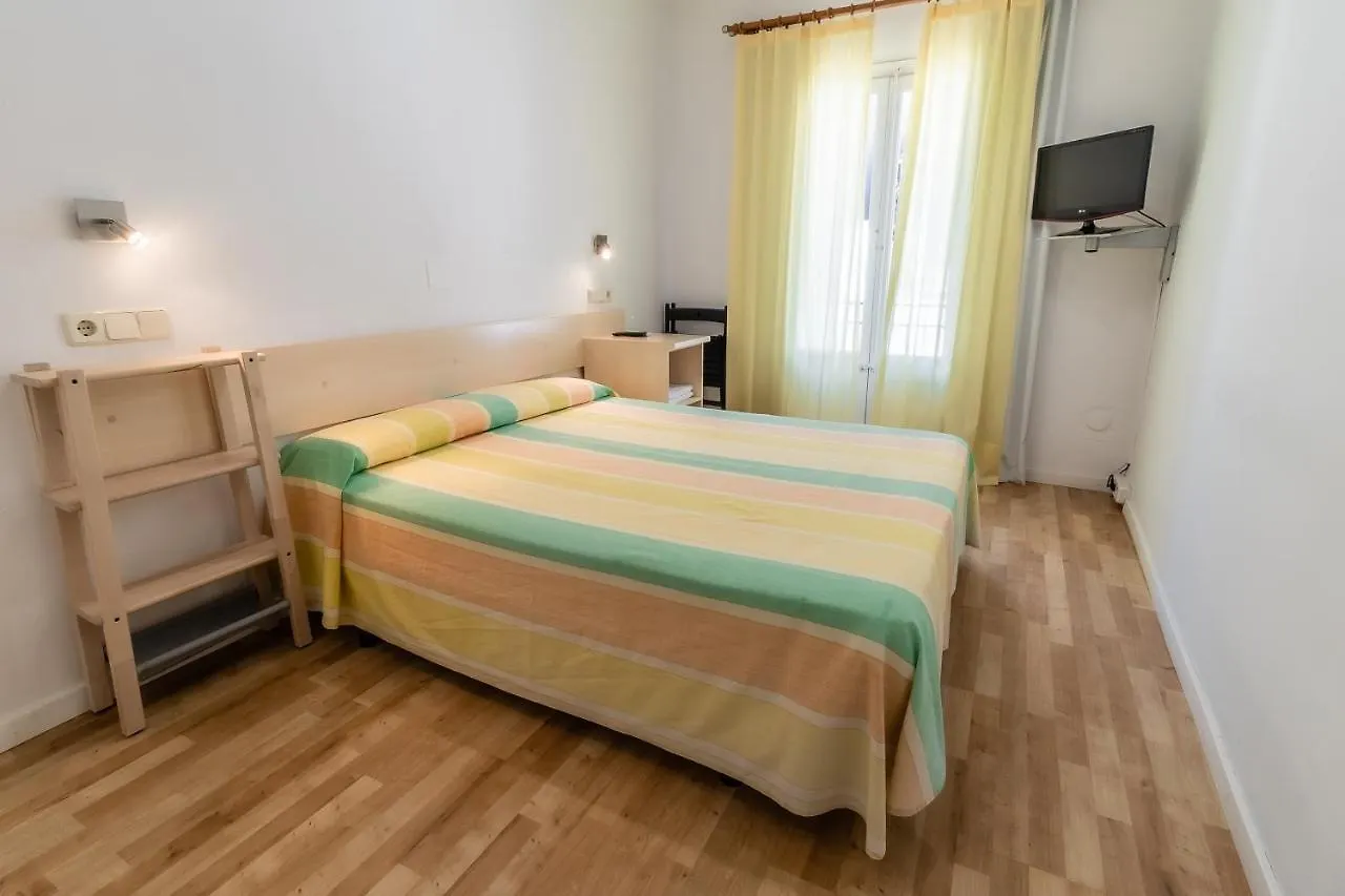 Fonda Can Dalfo By Vivere Stays L'Estartit Spain
