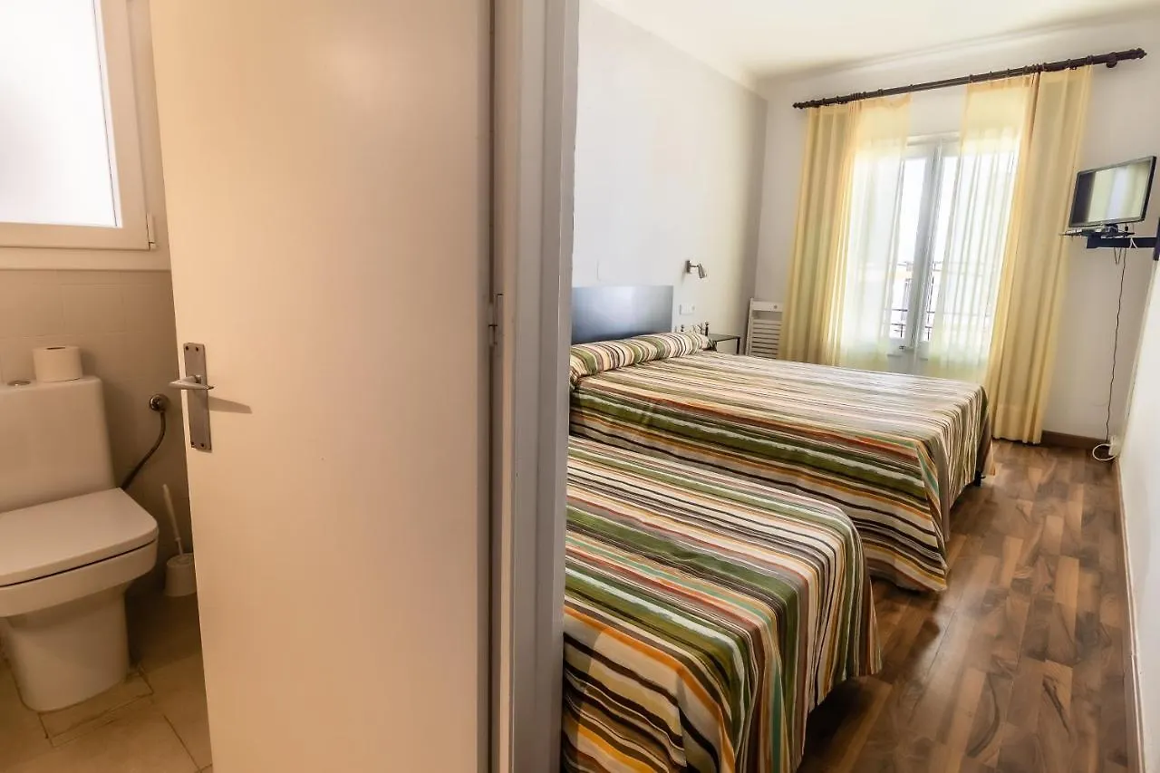 Fonda Can Dalfo By Vivere Stays L'Estartit Spain