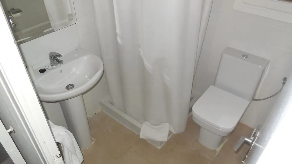 Fonda Can Dalfo By Vivere Stays L'Estartit Guest house